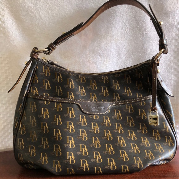 Dooney & Bourke Bags Dooney Bourke 975 Signature Canvas Coated Hobo